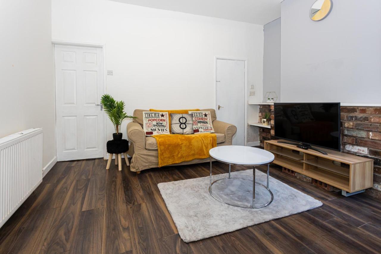 M18 Abbey Hey Guesthouse — Photos 3
